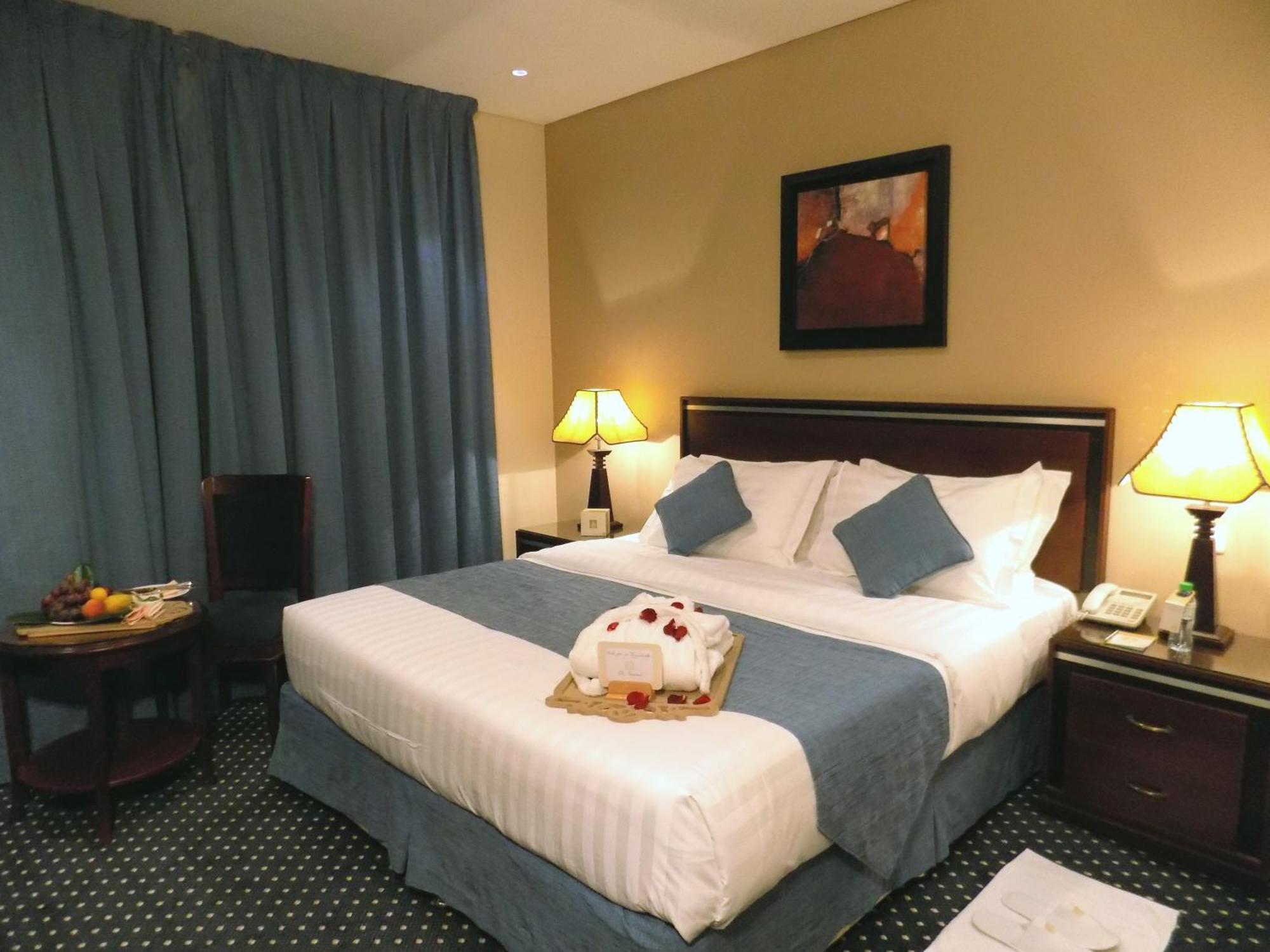 Onizah Hotel Unaizah Room photo